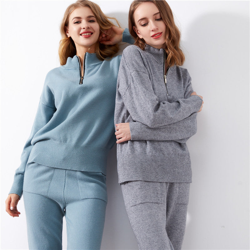 Women’s relaxed knitted two-piece set